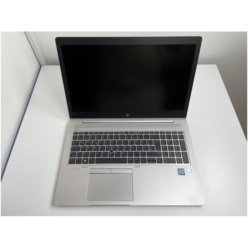 Intel® Core™ i7-8550U / 1.8 GHz / Quad-Core / Turbo Boost 4.0 GHz, 8 GB, 240 GB SSD, 39,6 cm (15,6″) Full HD BrightView LED-backlit (1920 x 1080), AMD Radeon 540X (Mobile), 2GB GDDR5, No OS installed - Win8P COA, Refurbished - B Grade