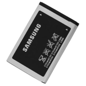 Opis:Originalna baterija proizvajalca SamsungNajsodobnejša tehnologija omogoča veliko ciklov polnjenja in praznjenjaLi-Ion celice so prijazne okolju, obenem pa zagotavljajo delovanje brez spominskega učinkaTermično stikalo ščiti baterijske celice pred pregrevanjem, prenapolnitvijo in kratkim stikomVisoka kapaciteta baterije, podaljšan čas delovanja pri mirovanju naprave, zelo počasno samopraznjenjeBaterijo polnimo z originalnim ali nadomestnim polnilcemCertifikati CE in ROHSBulk pakiranjeOriginalne oznake:AB463651BUCSTDAB463651BUPrimerno za:Samsung:B5310 (GT-B5310), C3060 (GT-C3060), C3200 (GT-C3200), C3510 (GT-C3510), C3530 (GT-C3530), C6112, Ch@t 350 (GT-C3500), Corby S3650 (GT-S3650), Corby 3G S3370 (GT-S3370), SGH-F400, Glamour S7070 (GT-S7070), SGH-L700, SGH-J800, M7600 BEAT DJ (GT-M7600), S5550 (GT-S5550), S5560 (GT-S5560), S5560i (GT-S5560), S5600 (GT-S5600), S5610 (GT-S5610), S5620 (GT-S5620), S7220 Ultra CLASSIC (GT-S7220), Star II (GT-S5260), SGH-ZV60, Rex60 GT-C3310, Rex60 Duos, Rex70 GT-S3800W, Rex70 Duos, GT-C5610, GT-S6310, B3410, B5310 Corby PRO, C3060, C3510 Corby Pop, M7500, M7600 BEAT DJ, S5550 Shark2, S5560 Marvel, S5600, S7070 Glamour Diva, S7220 (Ultra Classic), F400, J800, L700, ZV60, S3650 Corby, Utopia S5610, S5611, GT-C3060R, C3222, C3322, C3530, S5600, S5610, S7070, P220, P260Lastnosti:Proizvajalec: SamsungVrsta: Li-IonNapetost: 3,7 VKapaciteta: 1.000 mAh (3,7 Wh)