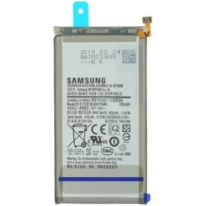 Opis:Originalna baterija proizvajalca SamsungNajsodobnejša tehnologija omogoča veliko ciklov polnjenja in praznjenjaLi-Polymer celice so prijazne okolju, obenem pa zagotavljajo delovanje brez spominskega učinkaTermično stikalo ščiti baterijske celice pred pregrevanjem, prenapolnitvijo in kratkim stikomVisoka kapaciteta baterije, podaljšan čas delovanja pri mirovanju naprave, zelo počasno samopraznjenjeBaterijo polnimo z originalnim ali nadomestnim polnilcemCertifikati CE in ROHSOriginalne oznake:EB-BG975ABUGH82-18827APrimerno za:Samsung:Galaxy S10 Plus, Galaxy S10+, SM-G975D, SM-G975F/DS, SM-G975U, SM-G975U1, SM-G975W, SM-G9750/DS, SM-G9758/DSLastnosti:Proizvajalec: SamsungVrsta: Li-PolymerNapetost: 3,85 VKapaciteta: 4.100 mAh (15,79 Wh)