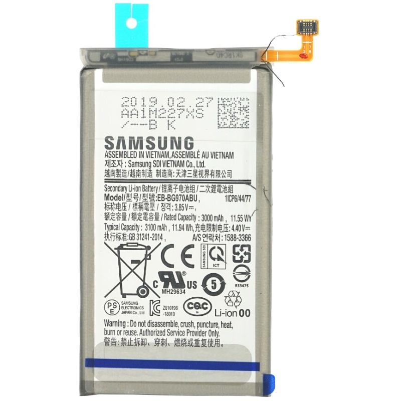 Opis:Originalna baterija proizvajalca SamsungNajsodobnejša tehnologija omogoča veliko ciklov polnjenja in praznjenjaLi-Polymer celice so prijazne okolju, obenem pa zagotavljajo delovanje brez spominskega učinkaTermično stikalo ščiti baterijske celice pred pregrevanjem, prenapolnitvijo in kratkim stikomVisoka kapaciteta baterije, podaljšan čas delovanja pri mirovanju naprave, zelo počasno samopraznjenjeBaterijo polnimo z originalnim ali nadomestnim polnilcemCertifikati CE in ROHSOriginalne oznake:EB-BG970ABUGH82-18825APrimerno za:Samsung:Galaxy S10E, SM-G970F/DS, SM-G970N, SM-G9708/DSLastnosti:Proizvajalec: SamsungVrsta: Li-PolymerNapetost: 3,85 VKapaciteta: 3.100 mAh (11,94 Wh)